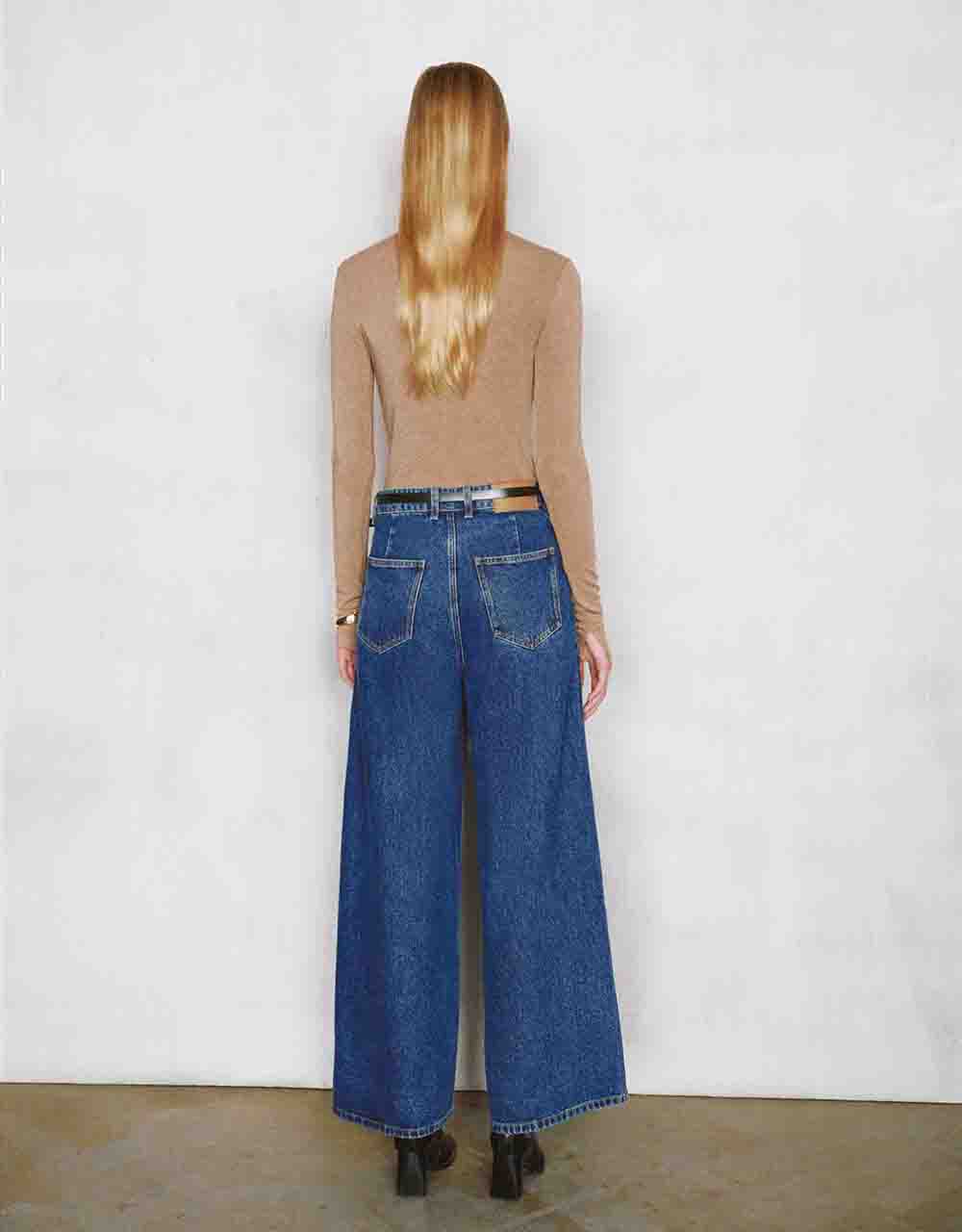 Straight Jeans
