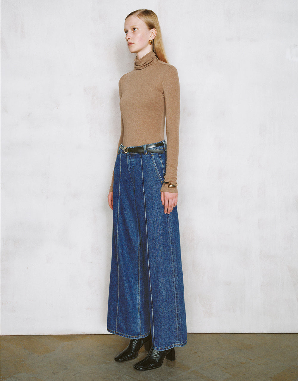 Straight Jeans