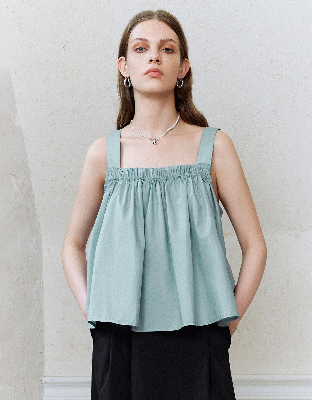 Square-cut Collar Cami Top