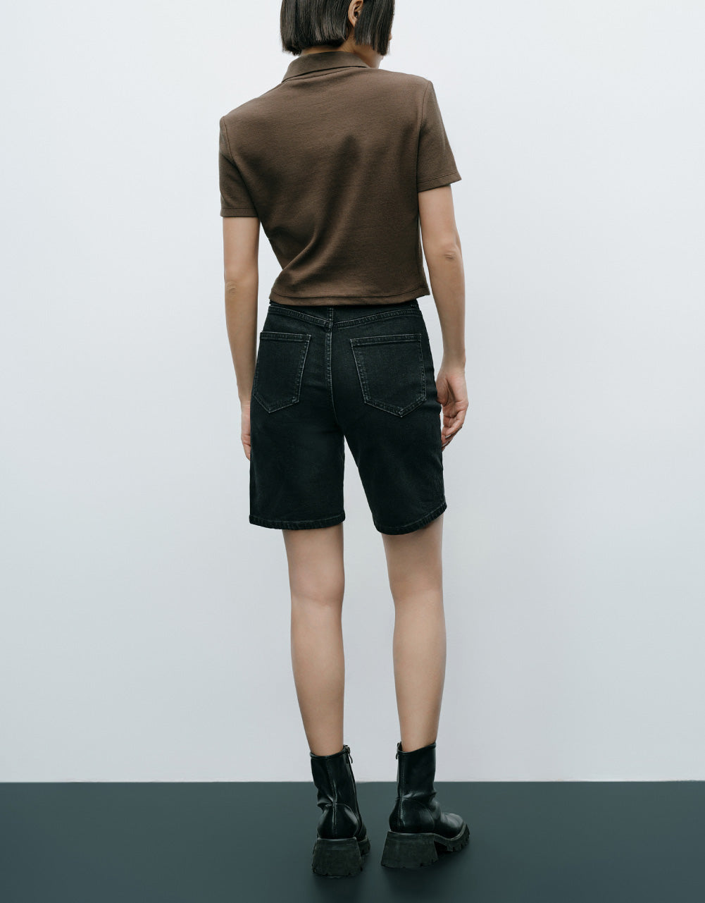 Linear Pattern Detail Polo Shirt