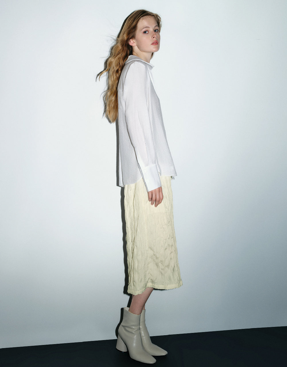 Elastic Waist Shirred Straight Skirt