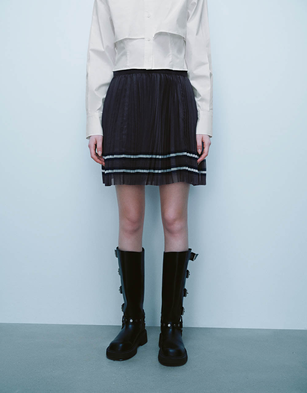 Elastic Waist Mini A-Line Skirt