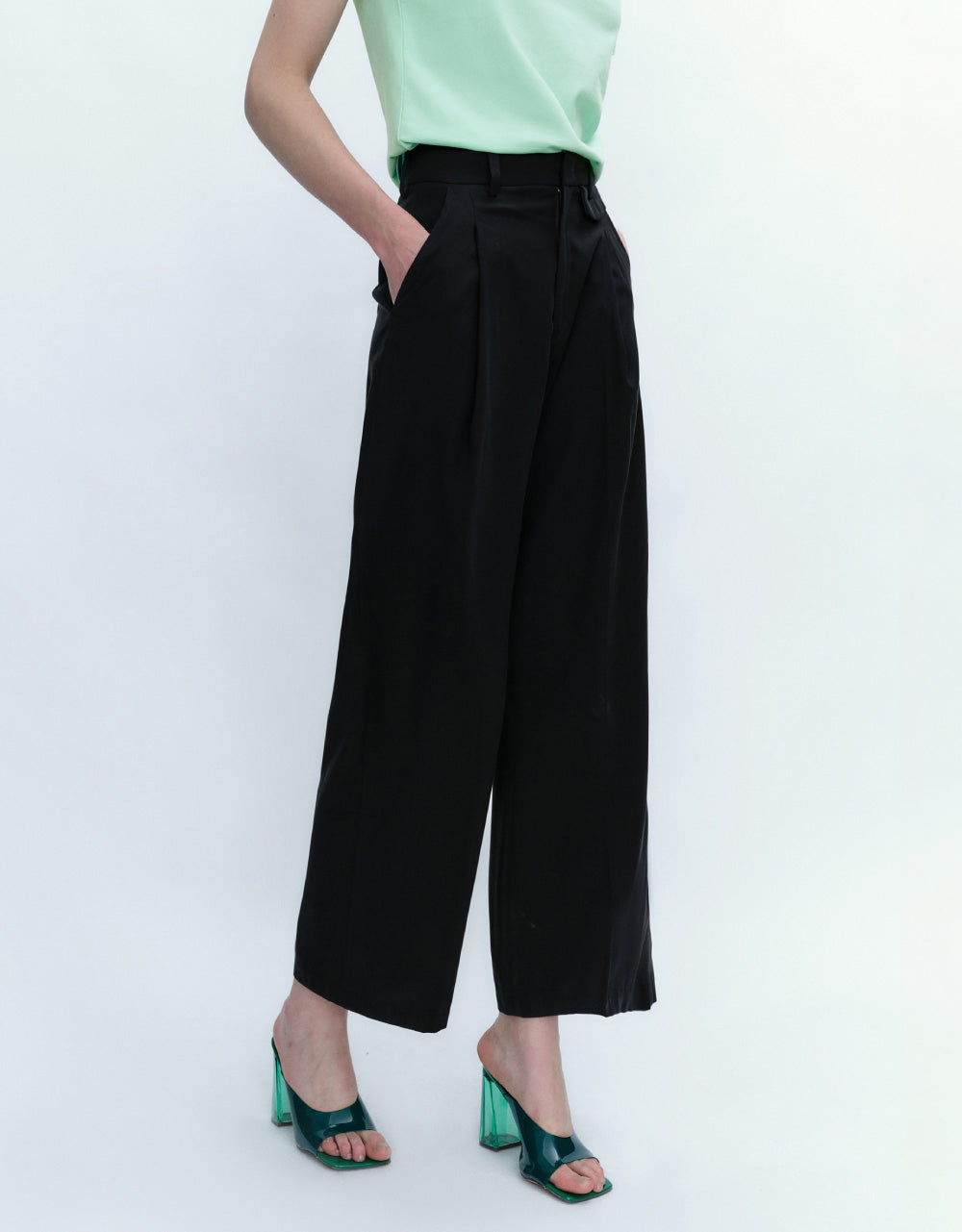 Thin Wide-Leg Pants