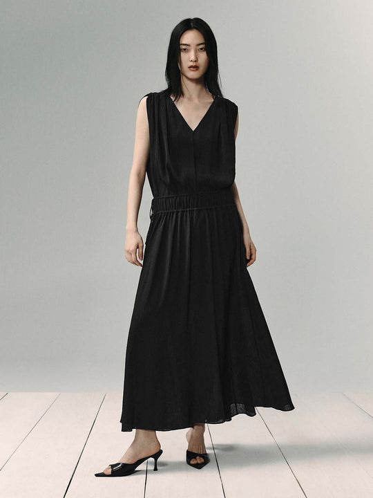 Smocked Waist V-neck Sleeveless Maxi Dress
