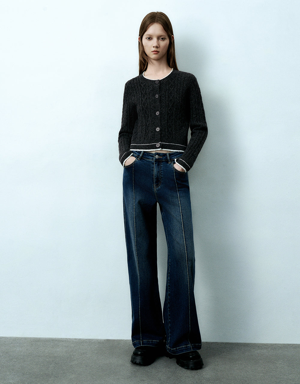 Wide-Leg Jeans