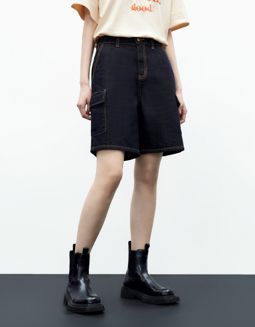 Loose Denim Shorts