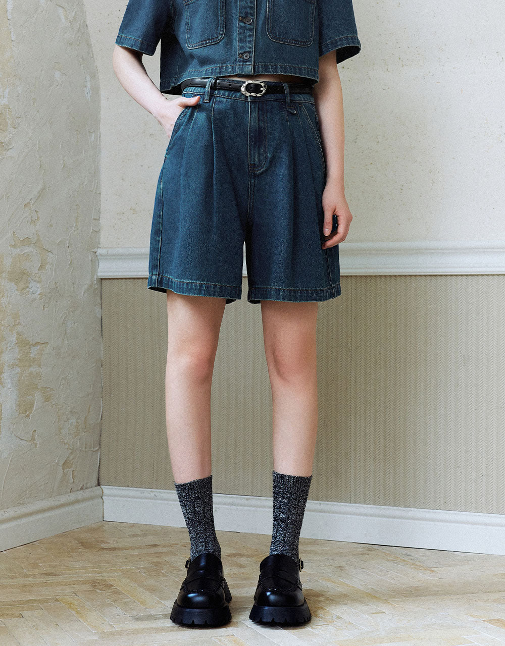 Loose Denim Shorts
