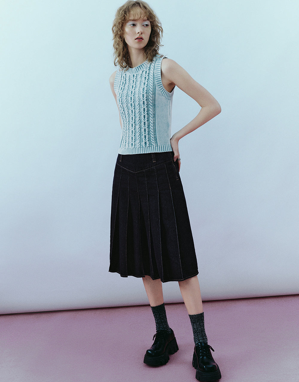 Crew Neck Knitted Tank Top