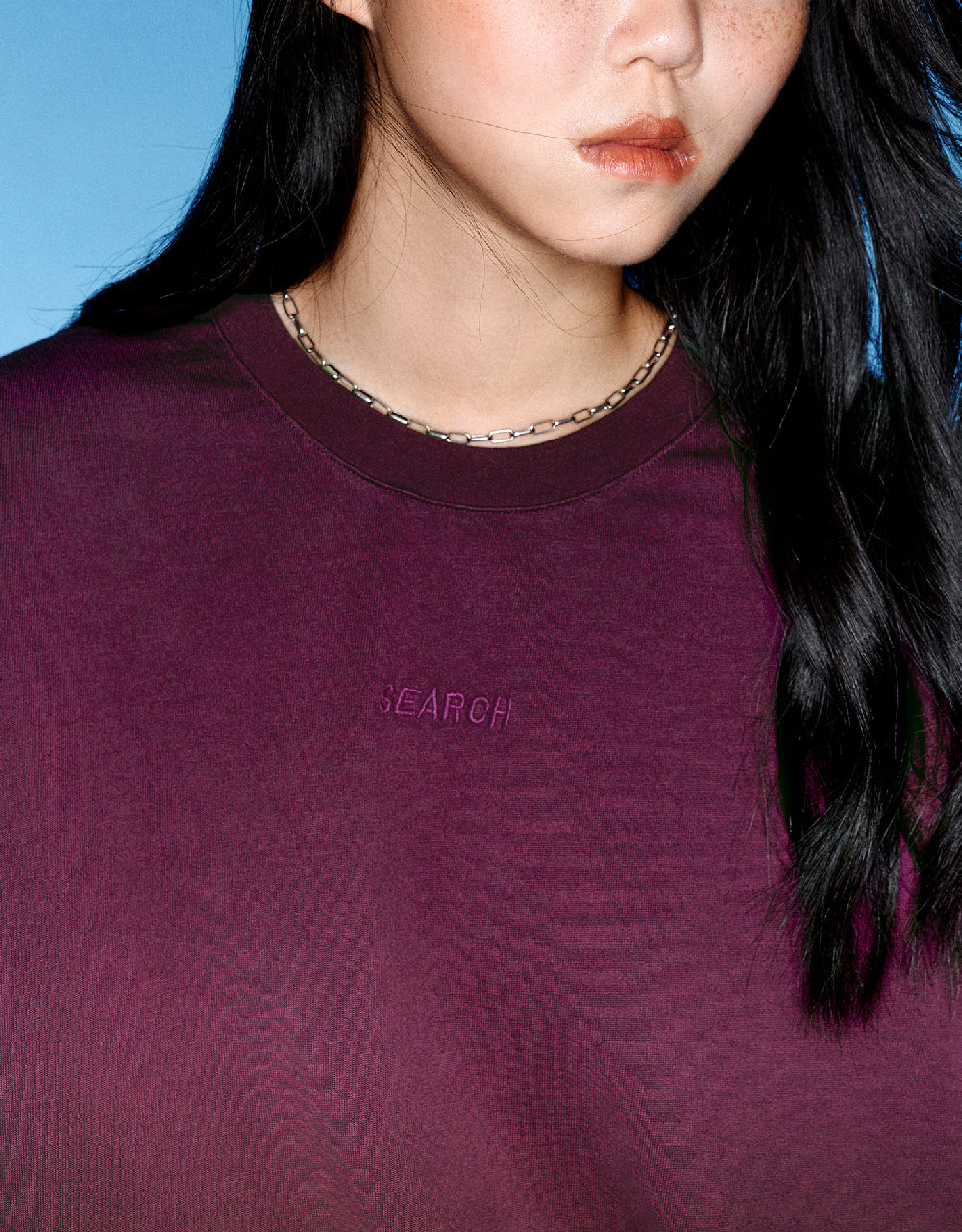 Letter Embossed Crew Neck Loose T-Shirt