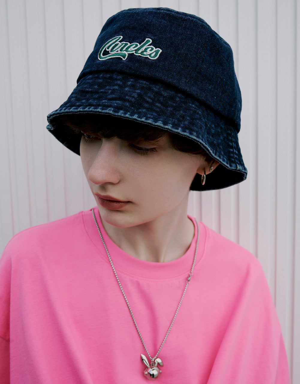 Crew Neck Loose T-Shirt With Necklace