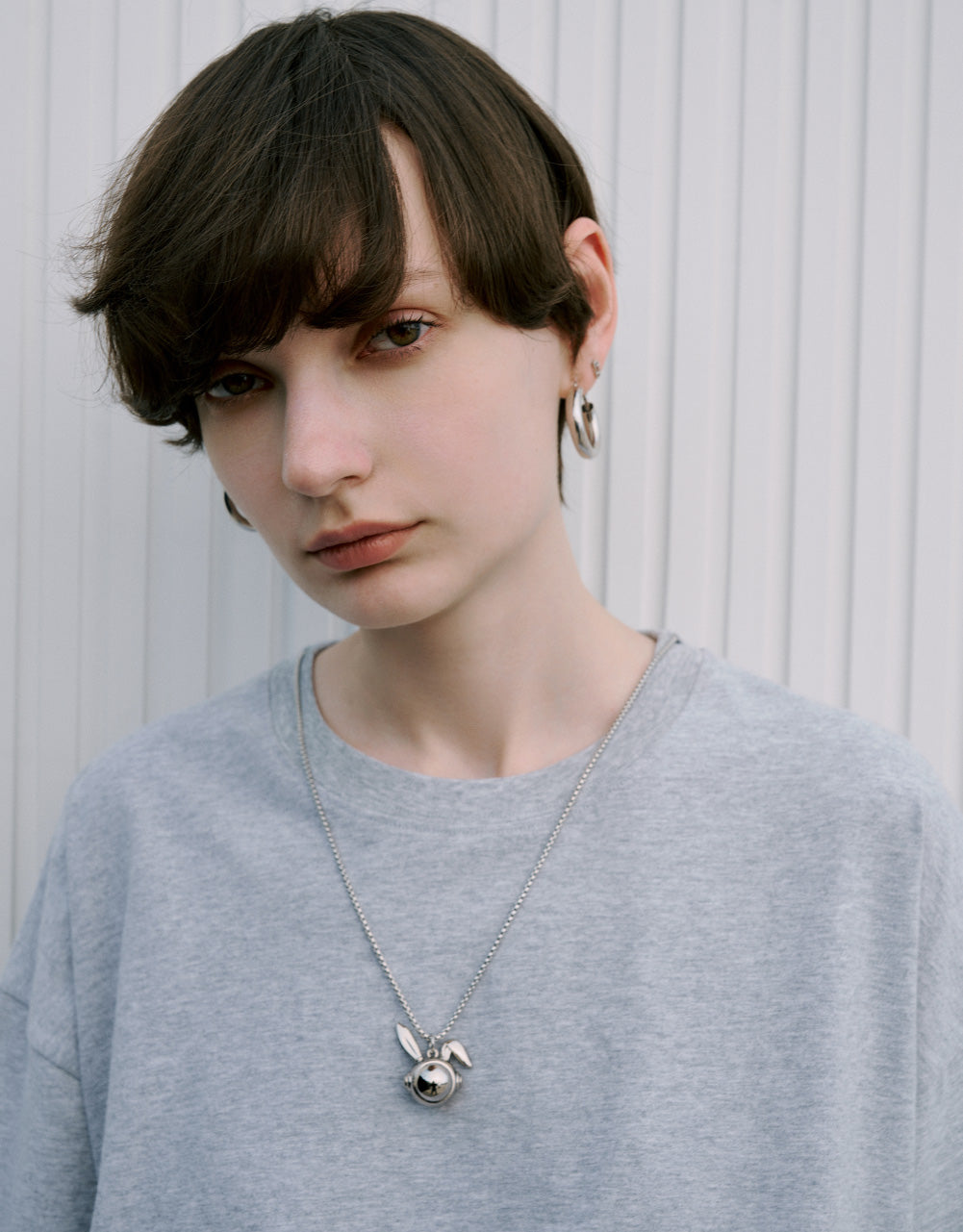 Crew Neck Loose T-Shirt With Necklace