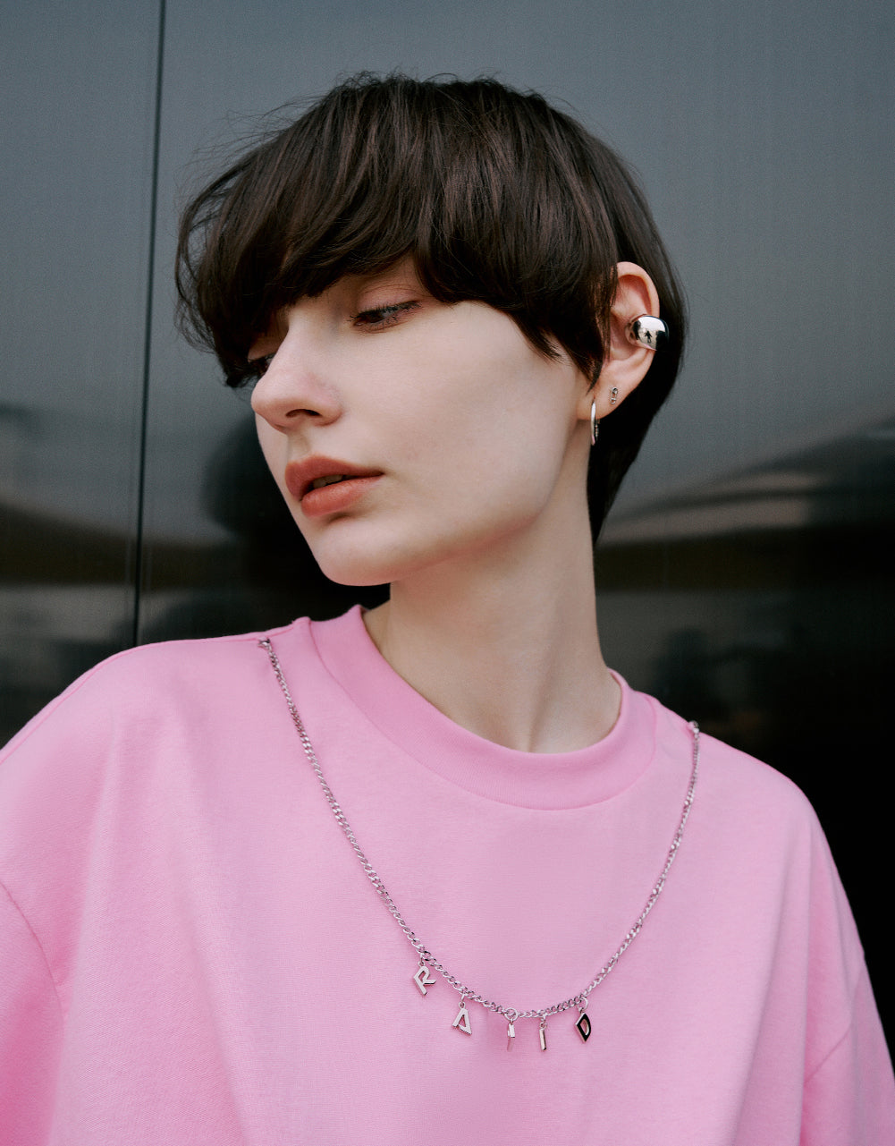 Drop Shoulder Sleeve T-Shirt With Necklace