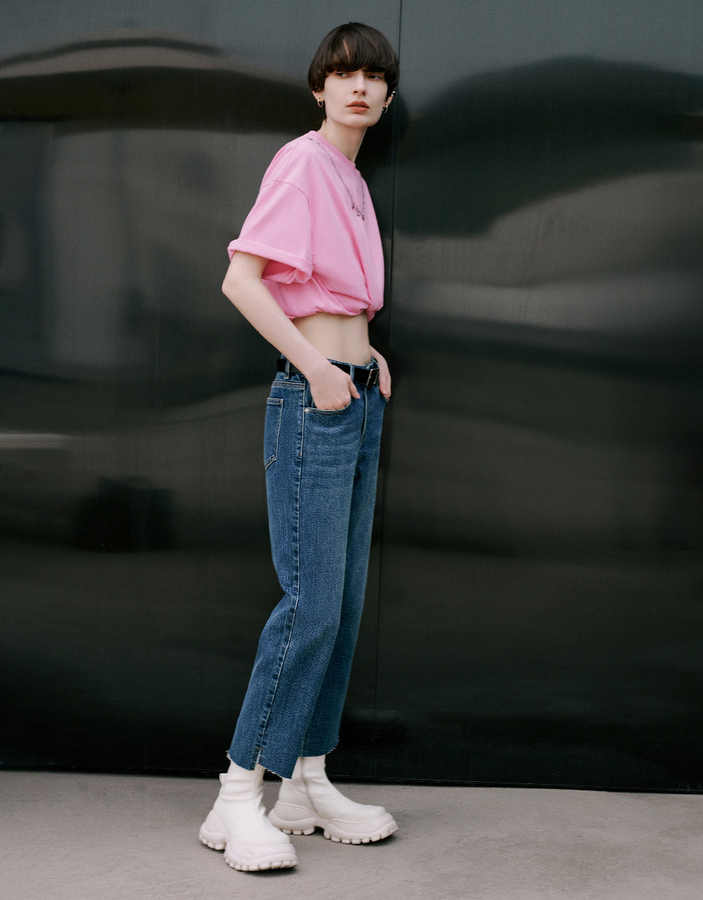 Drop Shoulder Sleeve T-Shirt With Necklace