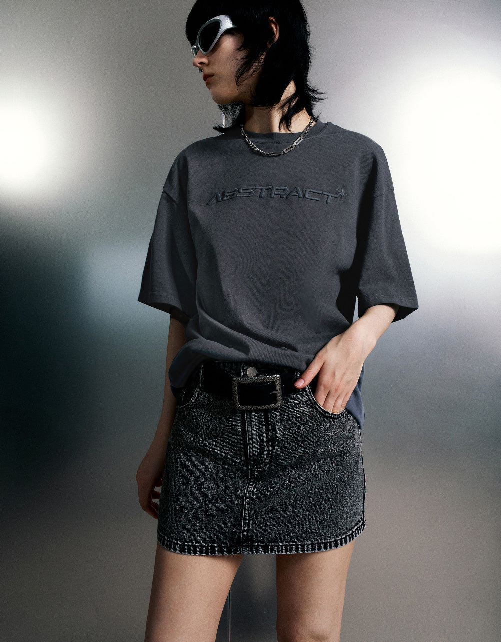 Abstract Embossed Crew Neck Loose T-Shirt