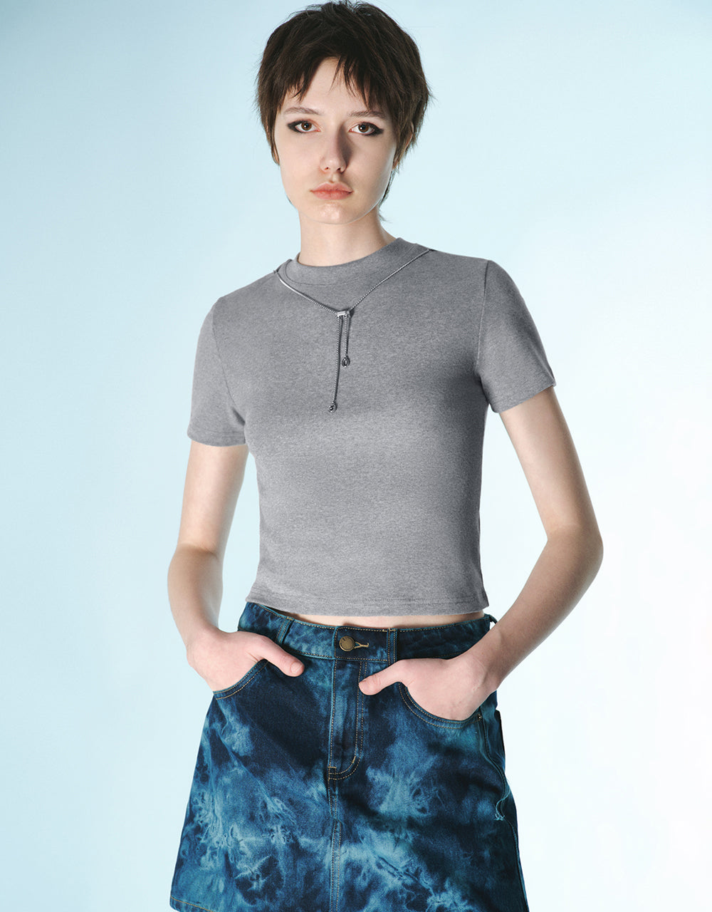 Crew Neck Skinny T-Shirt With Necklace