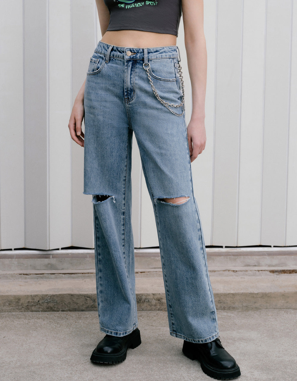 Ripped Jeans With Chain