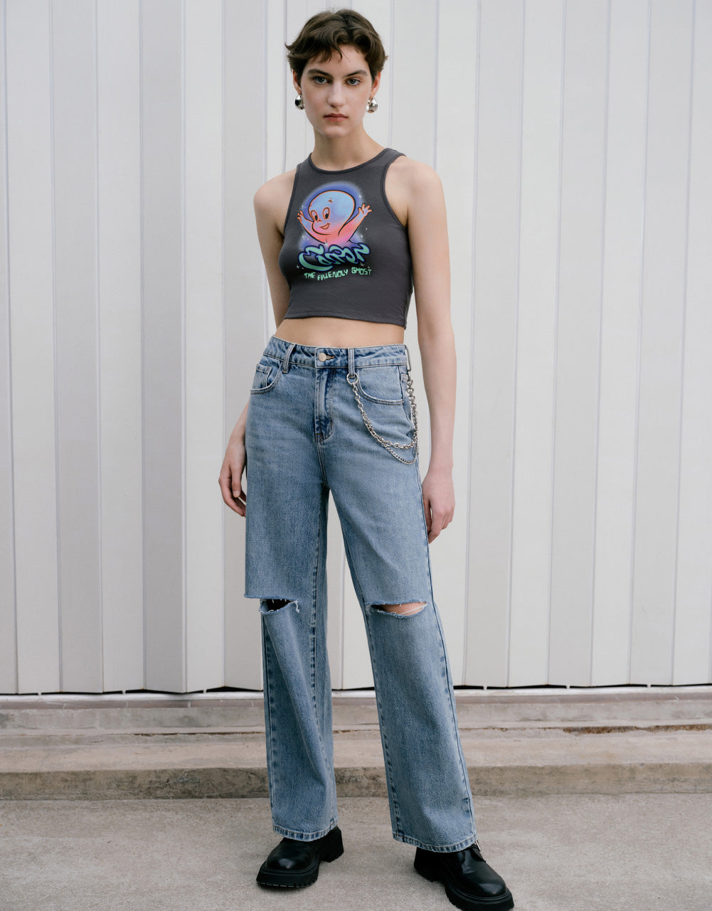 Ripped Jeans With Chain