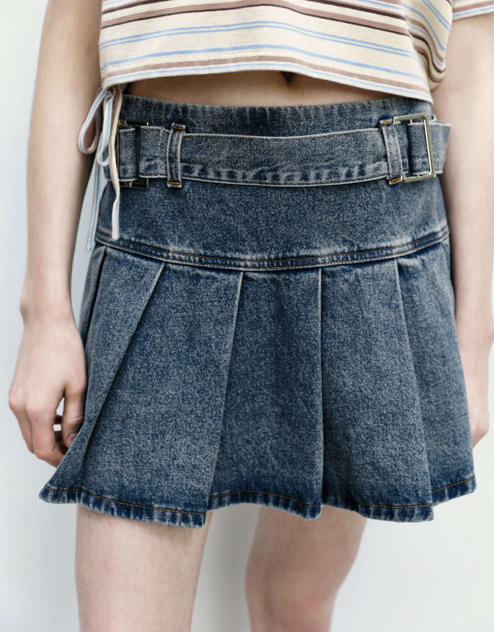 Pleated Mini Denim Skirt With Belt