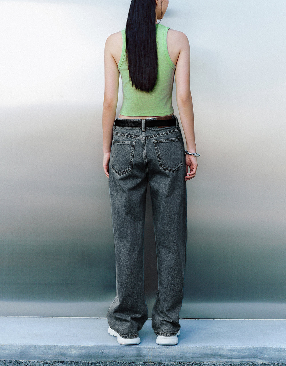 Wide-Leg Jeans