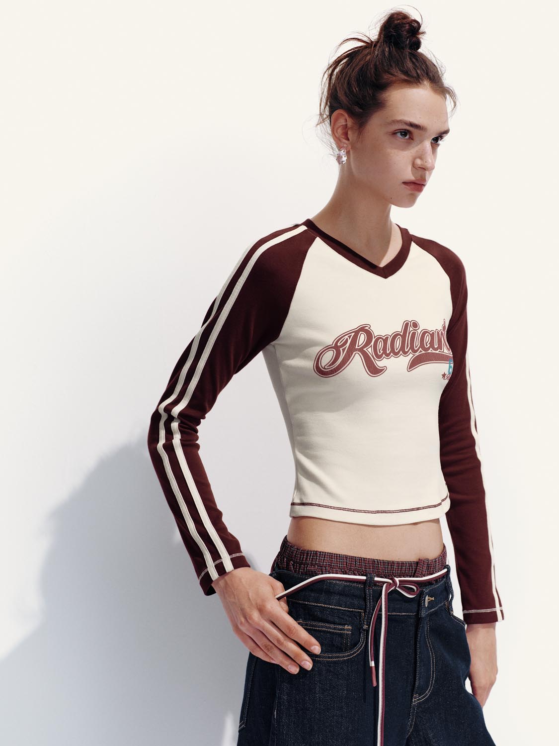 Contrast-Color Letter Long-Sleeve T-Shirts