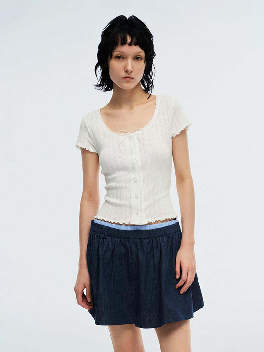Cotton Fine Ribbed Knit With Delicate Scalloped Edges And Button Front Closure T-shirts