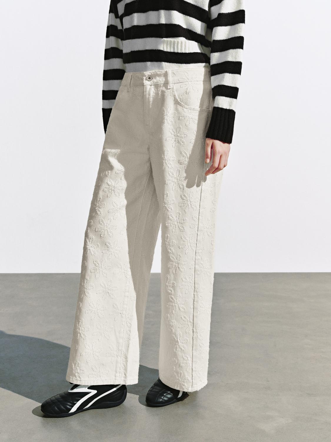 Wide Leg Jeans