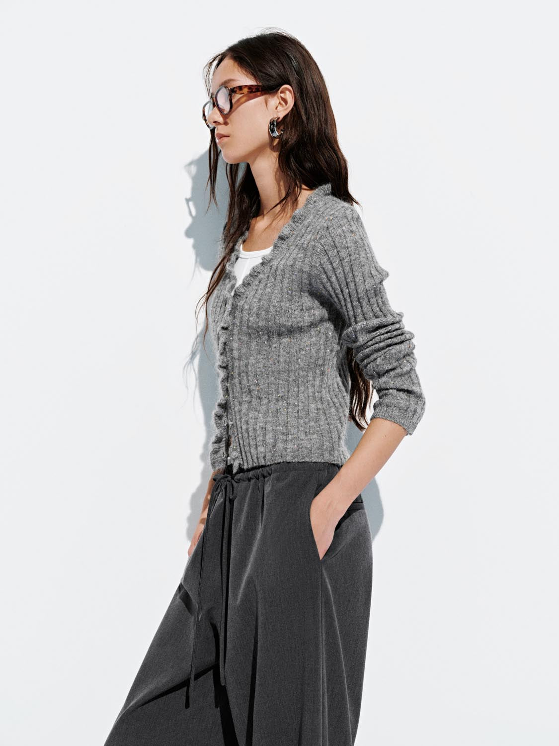 Ruffle Hem V-Neck Knitted Cardigans