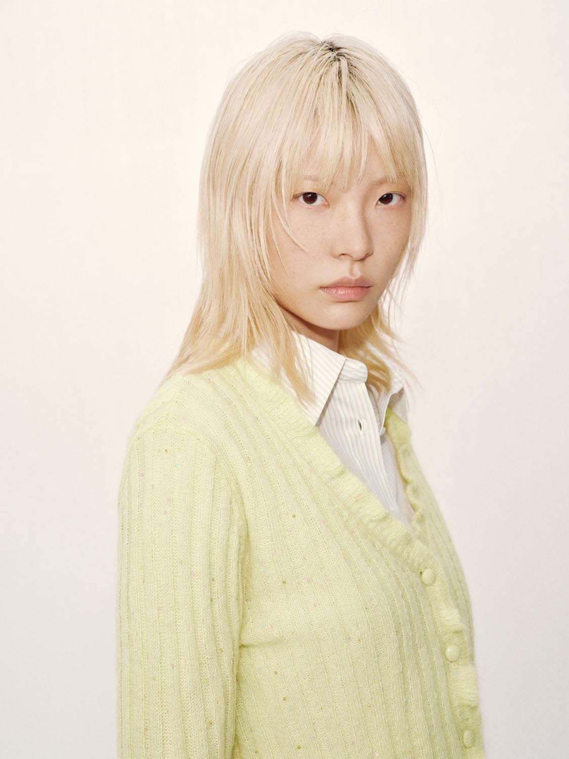 Ruffle Hem V-Neck Knitted Cardigans