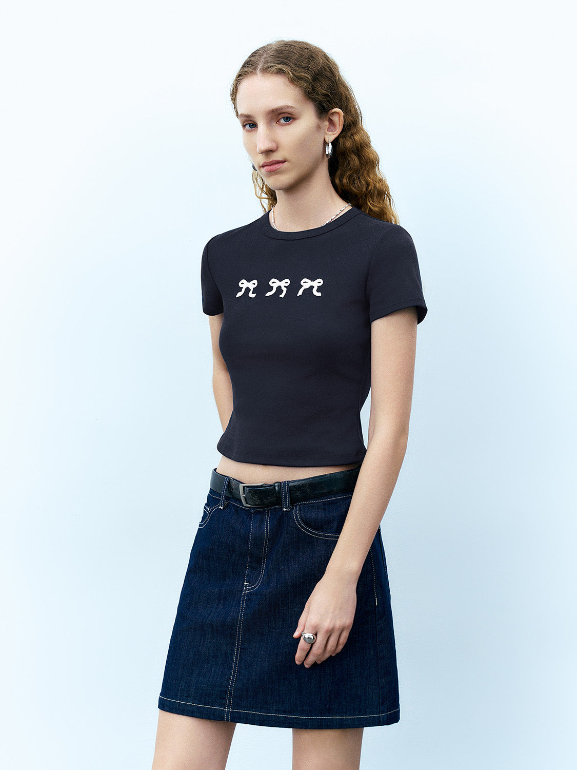 Bow Printed Crew Neck Skinny T-Shirt