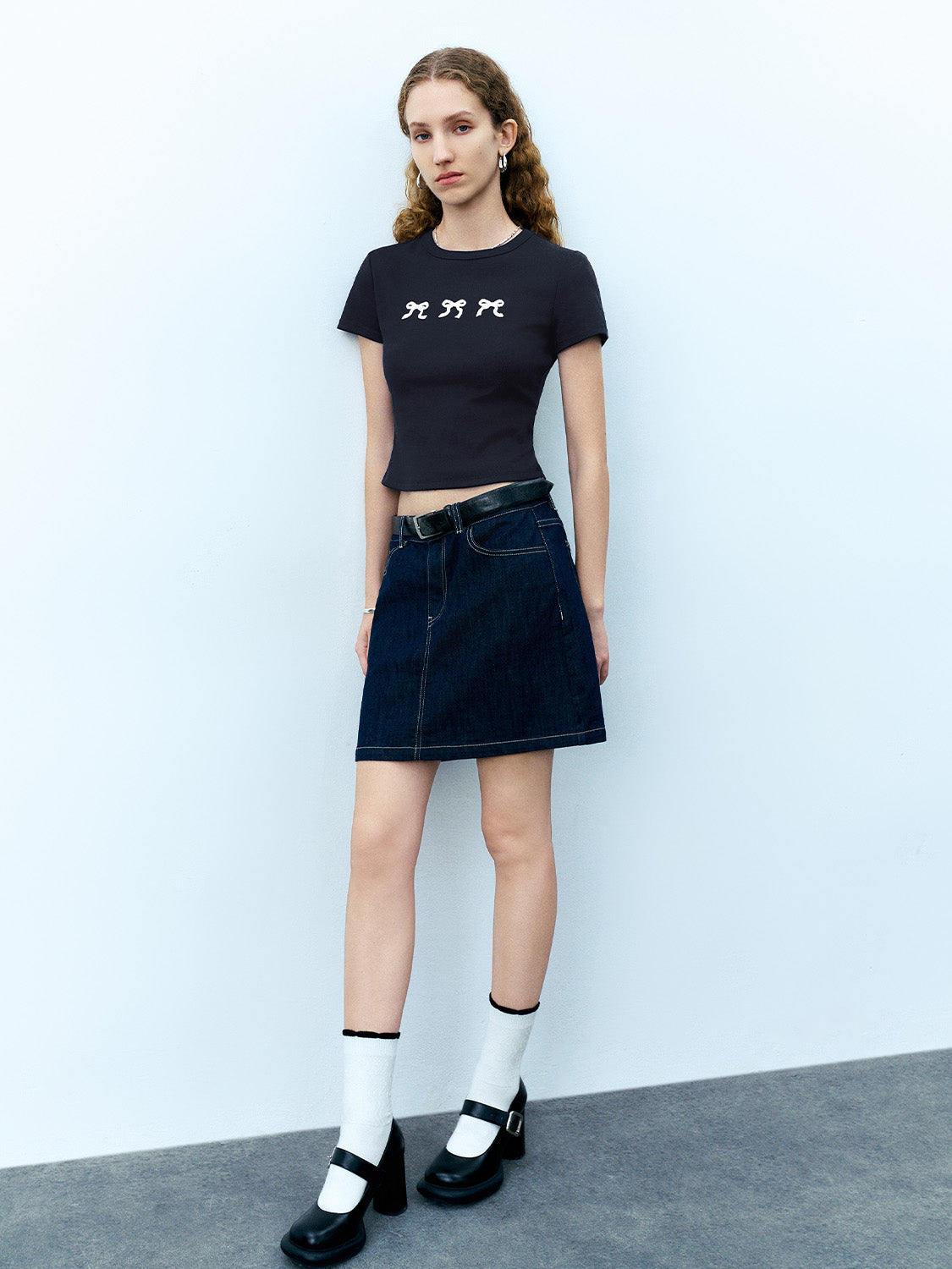 Bow Printed Crew Neck Skinny T-Shirt