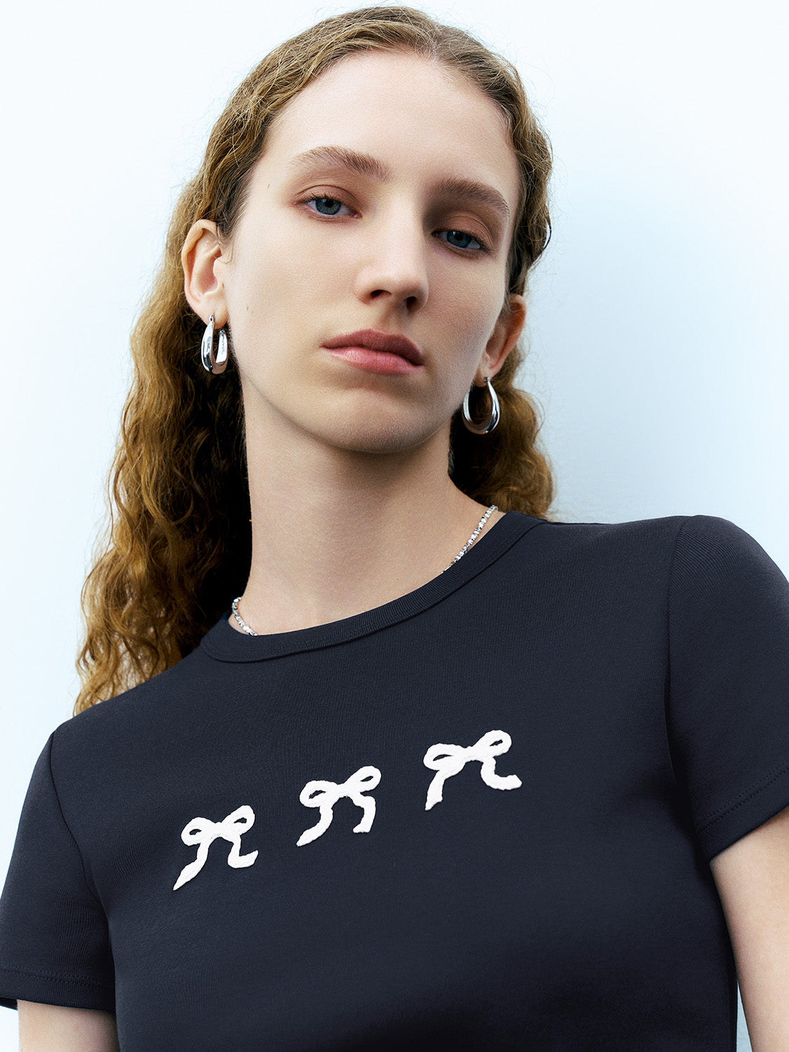 Bow Printed Crew Neck Skinny T-Shirt