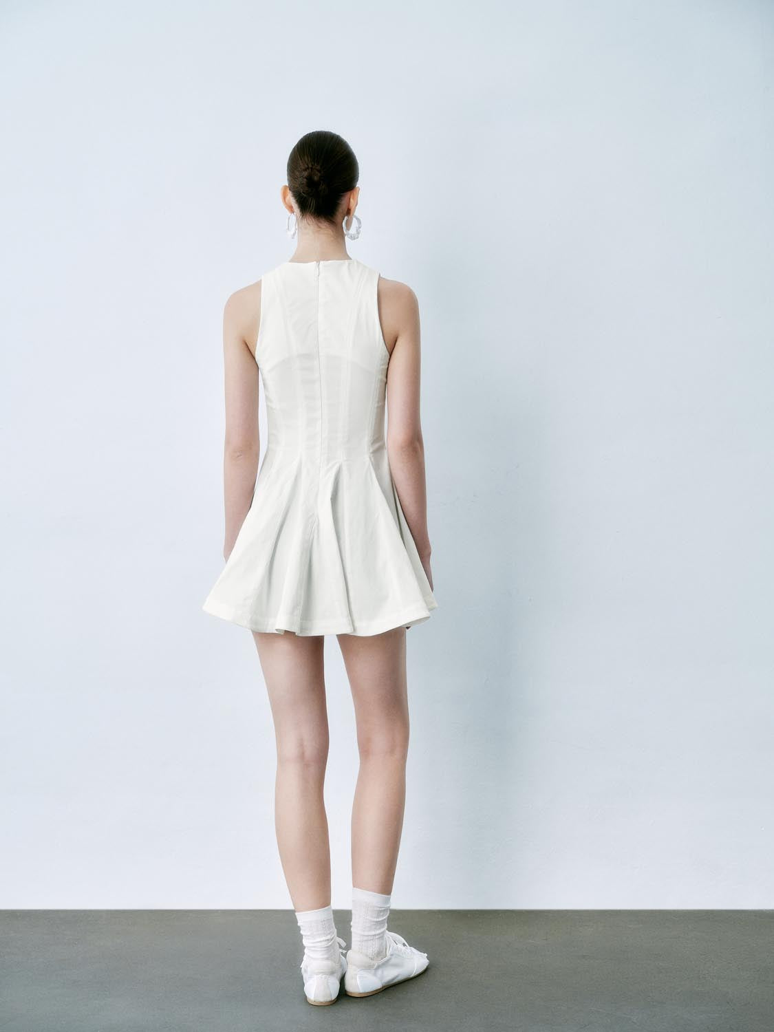 Flared Pleated Sleeveless Dresses