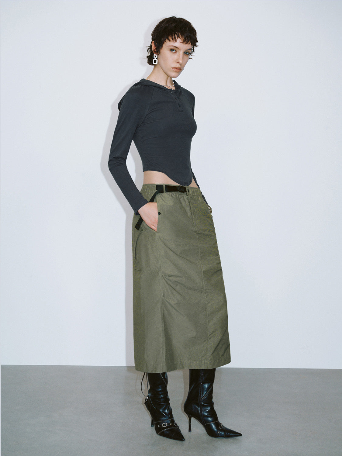 Buckle Décor Midi Straight Skirt