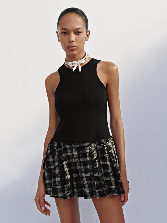 Paneled Sleeveless Dresses