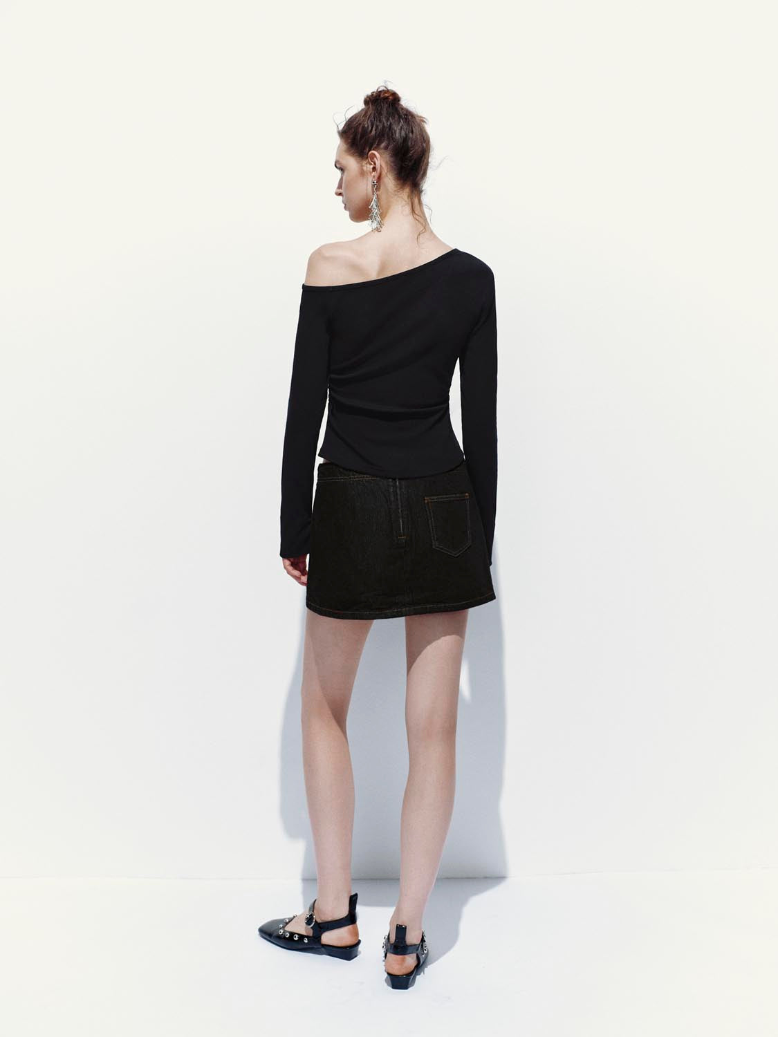 One Shoulder Ruched Long Sleeve T-Shirts