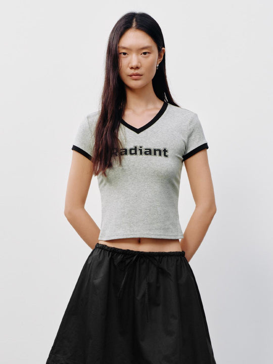 Contrast Trim V-Neck Skinny-Fit T-Shirts