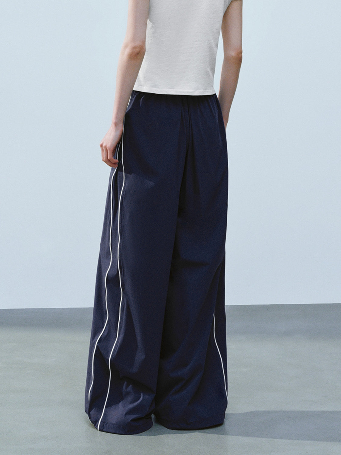 Drawstring Wide-Leg Pants