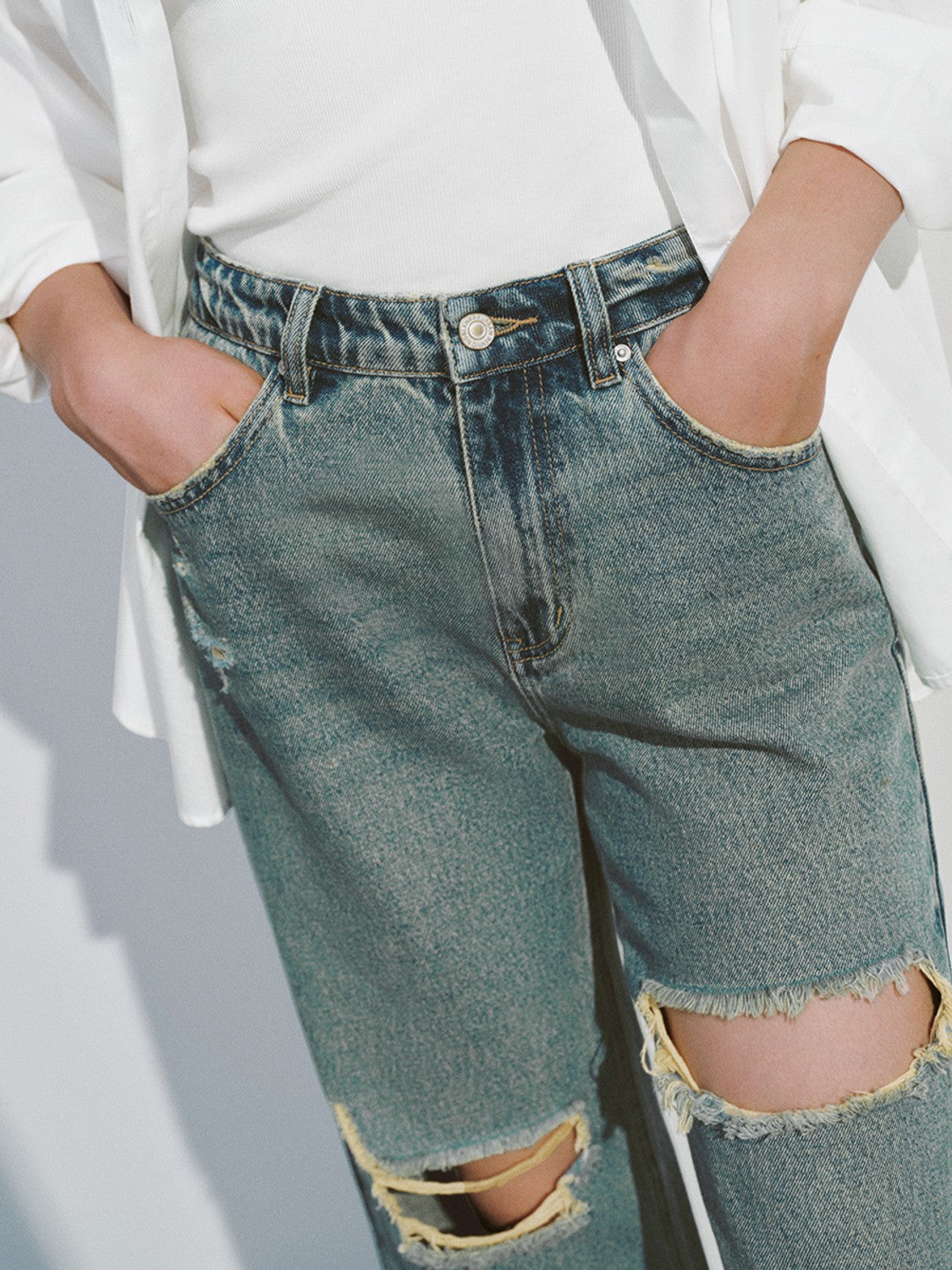 Ripped Wide-Leg Jeans