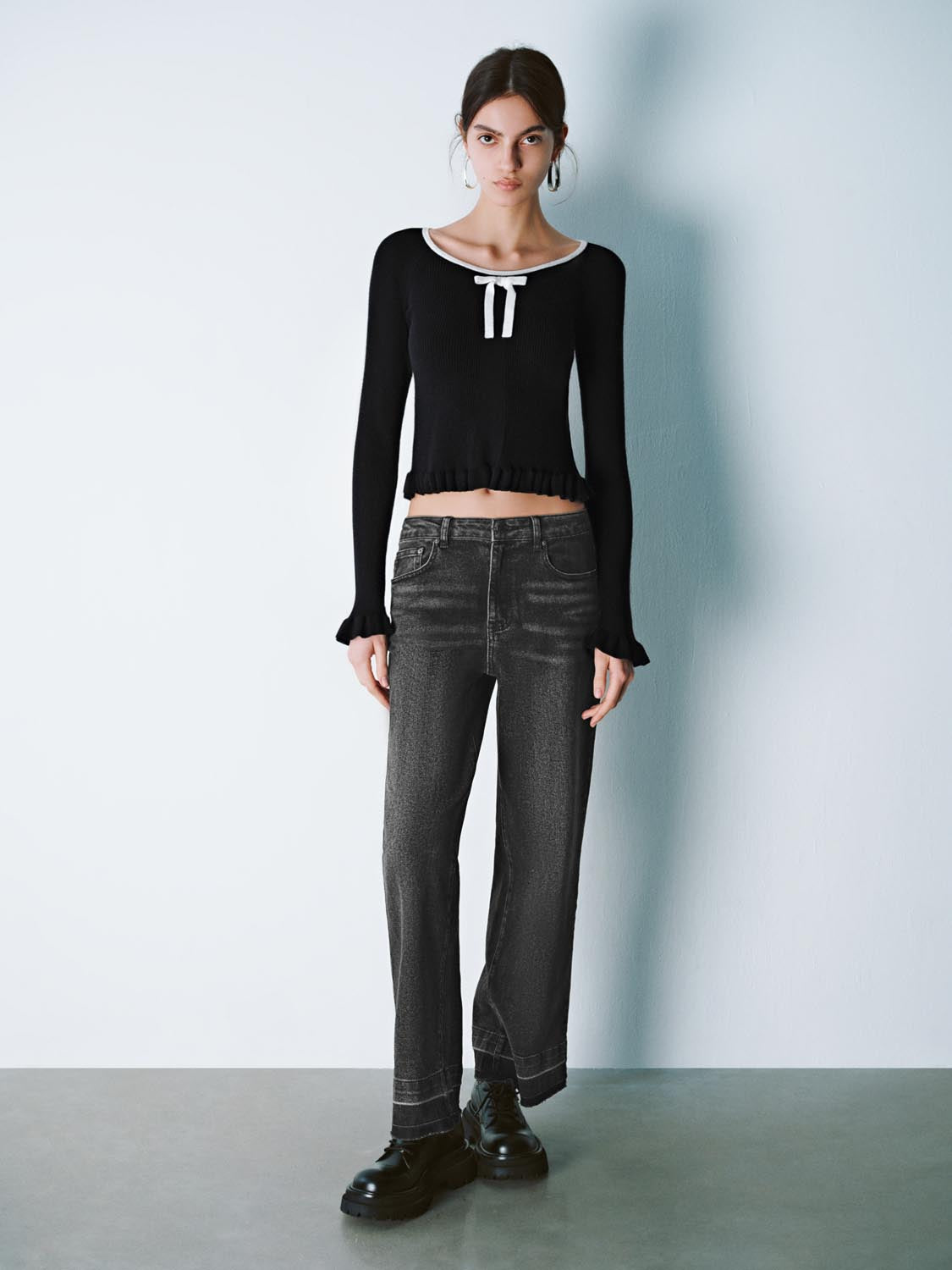 Ruffle Hem Knitted T-Shirts