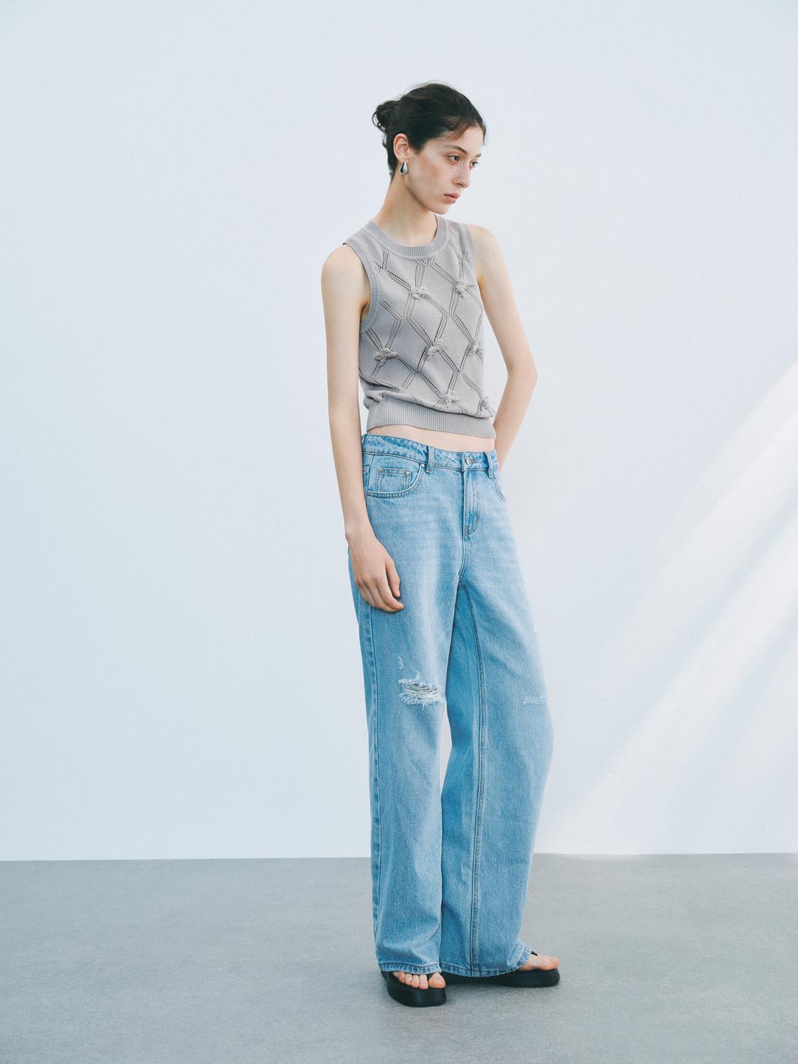 Knitted Sleeveless T-Shirts