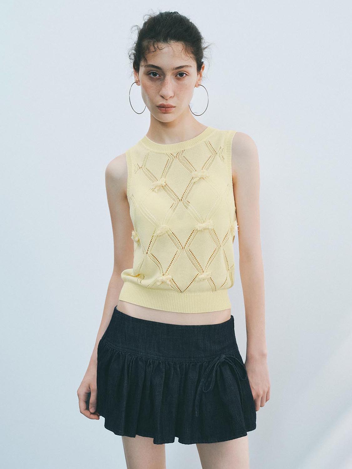 Knitted Sleeveless T-Shirts