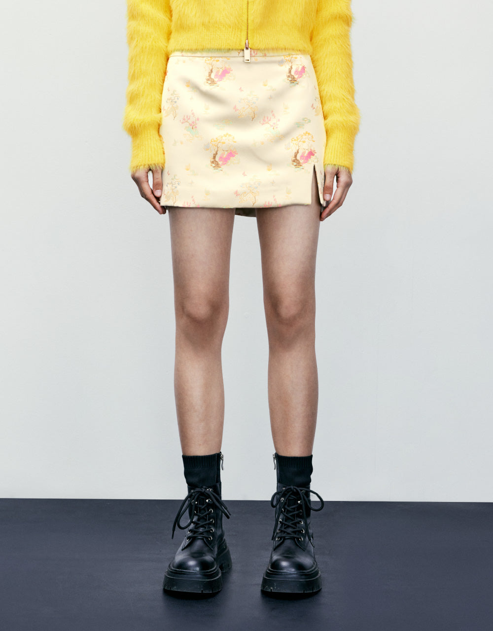 Emroidered Mini Skirt