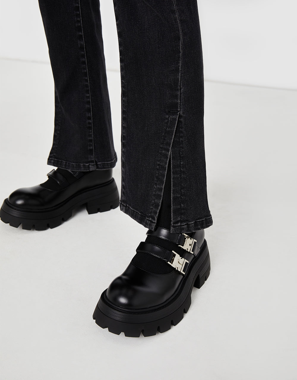 Slit Hem Flare Jeans