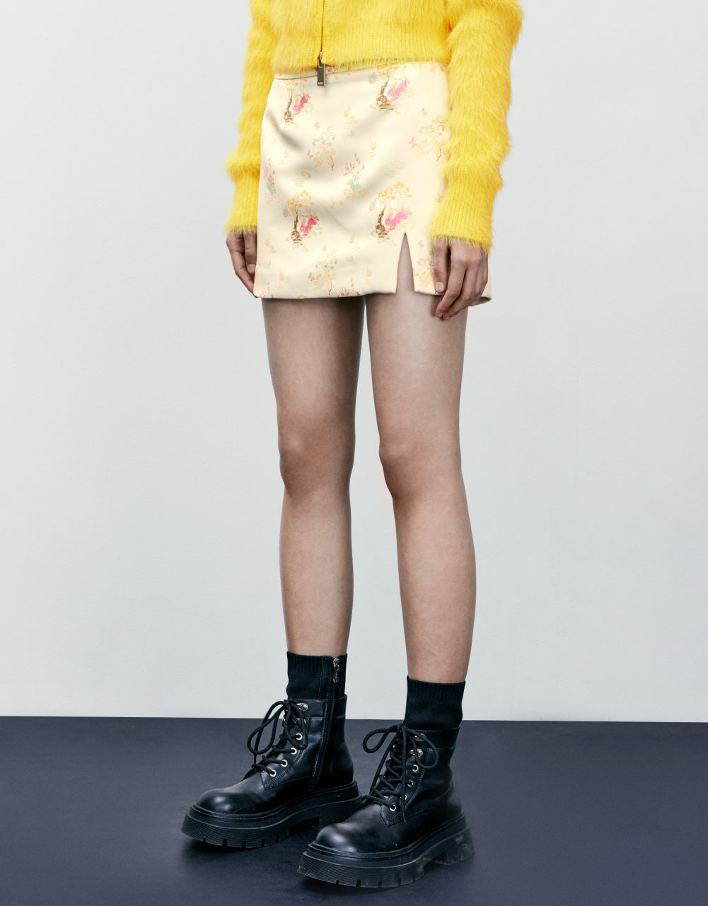 Emroidered Mini Skirt