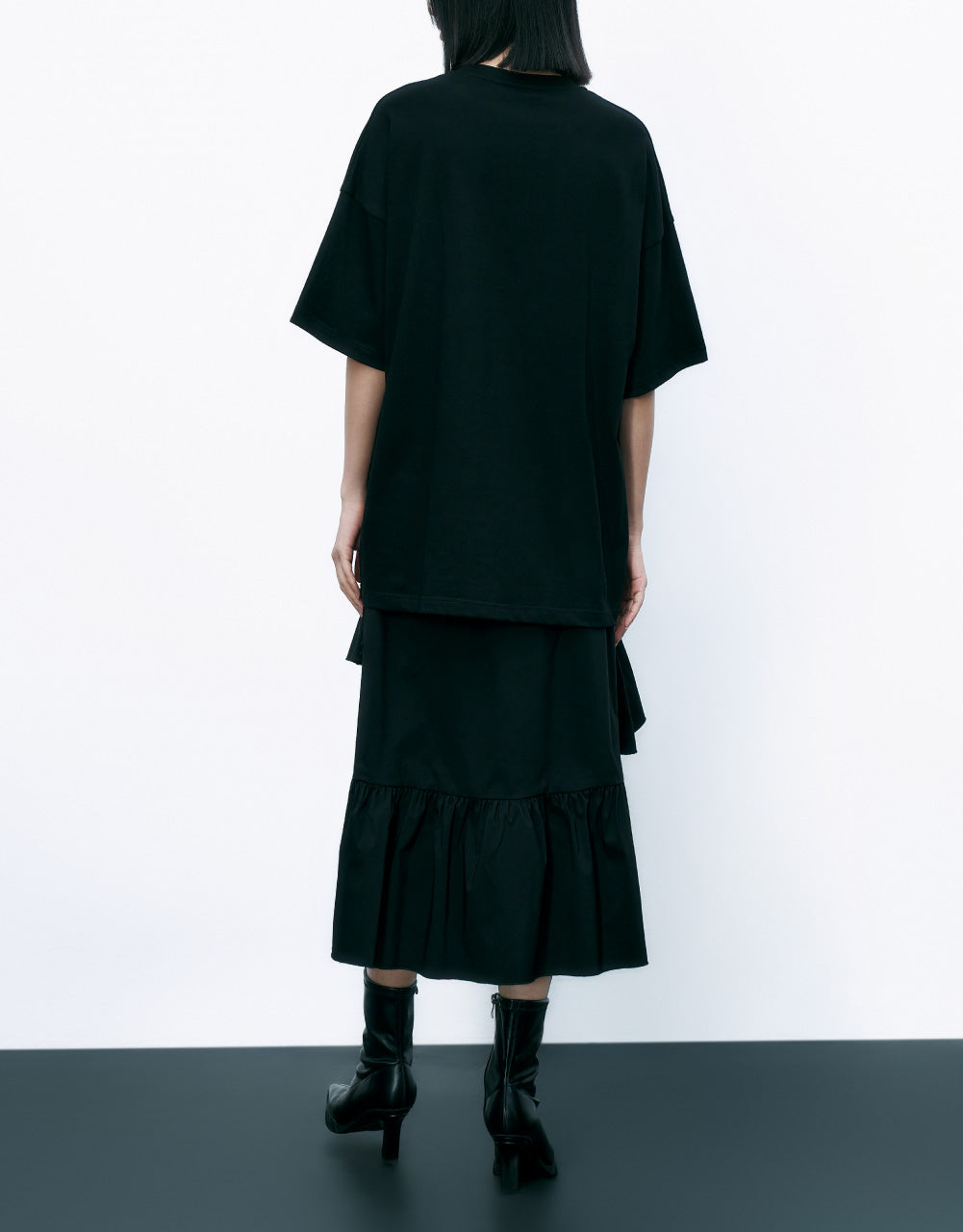 Pocket Detail Crew Neck T-Shirt