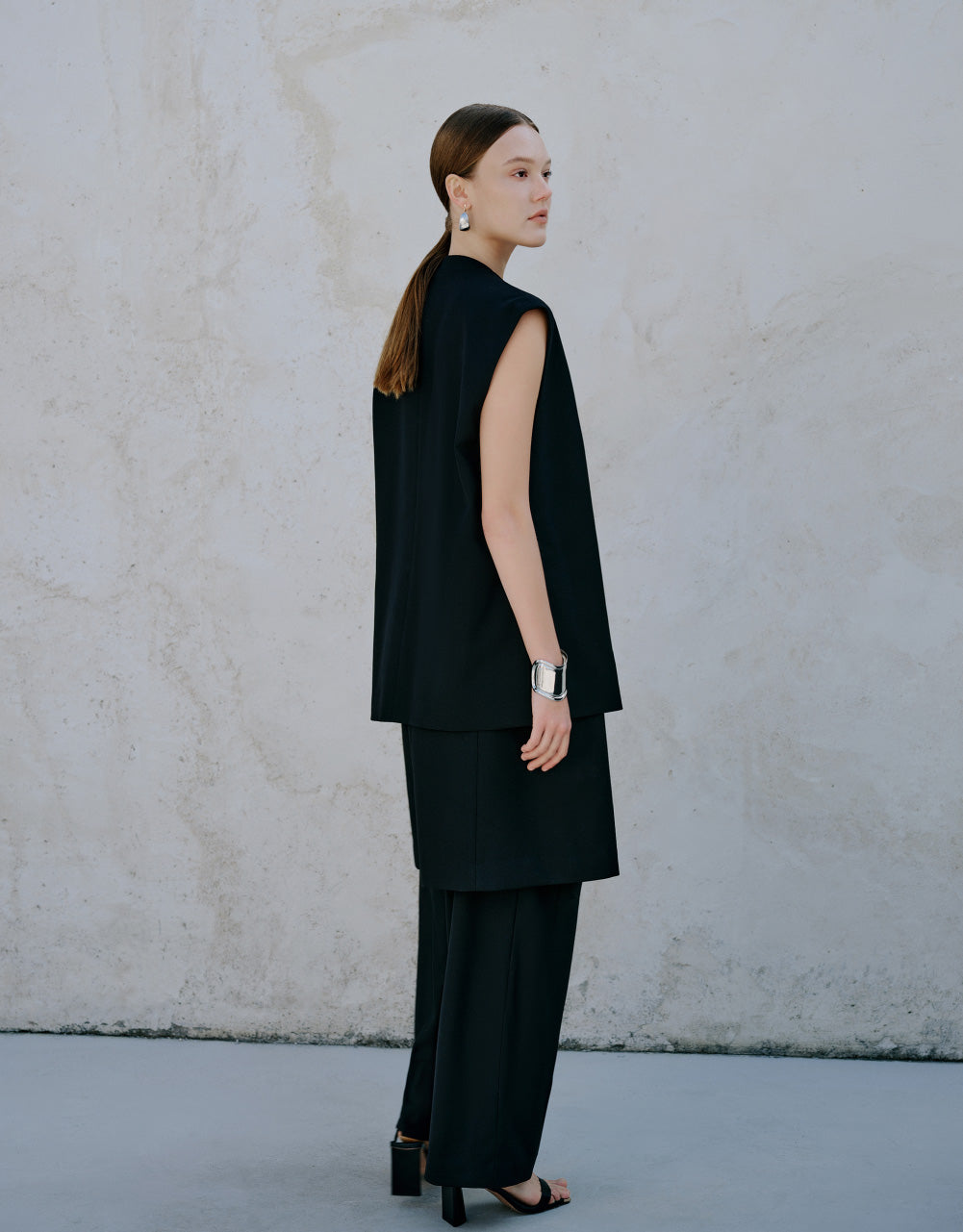 Taliored V-Neck Vest
