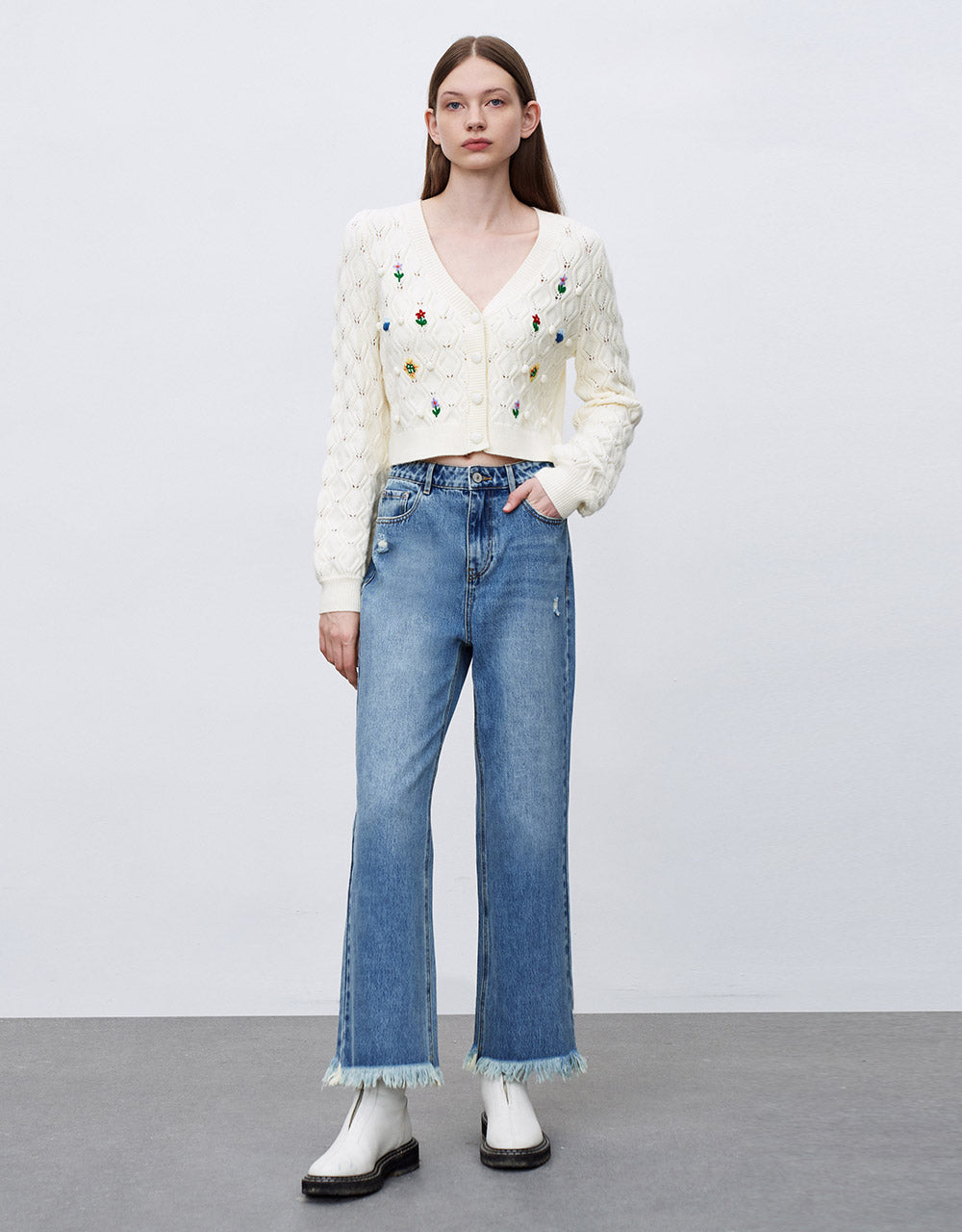 Frayed Hem Straight Jeans