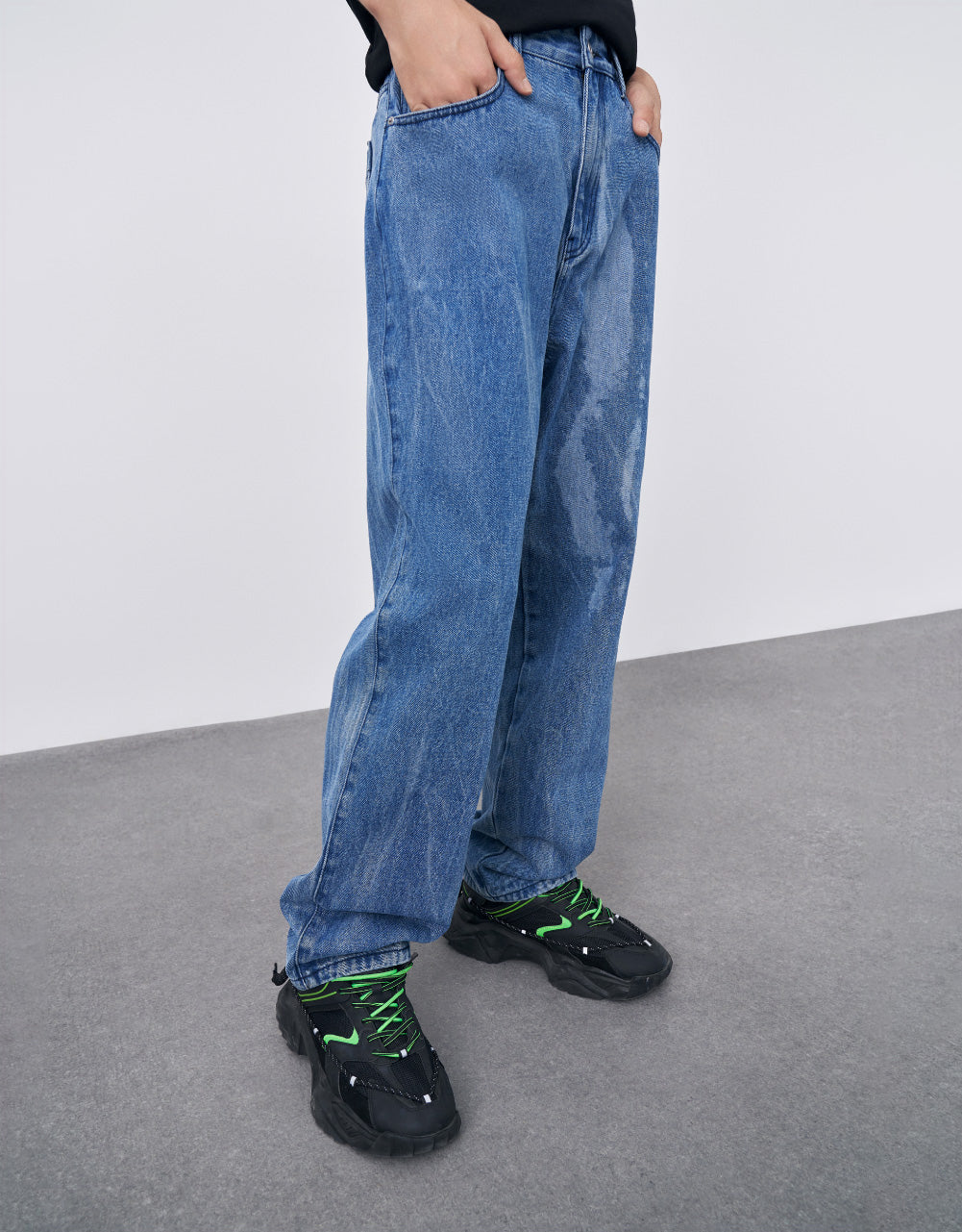 Printed Straight Jeans