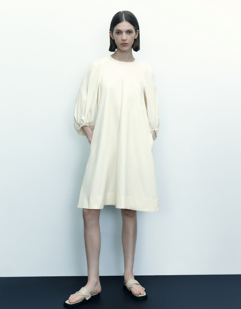 3/4 Sleeve Crew Neck Midi Dress