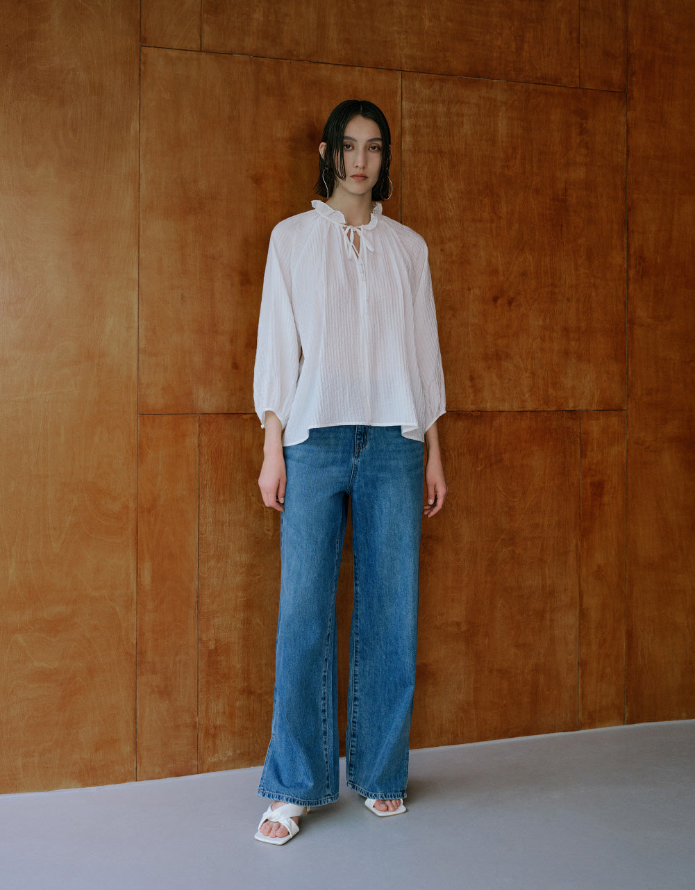 Raglan Sleeve V-Neck Overhead Shirt